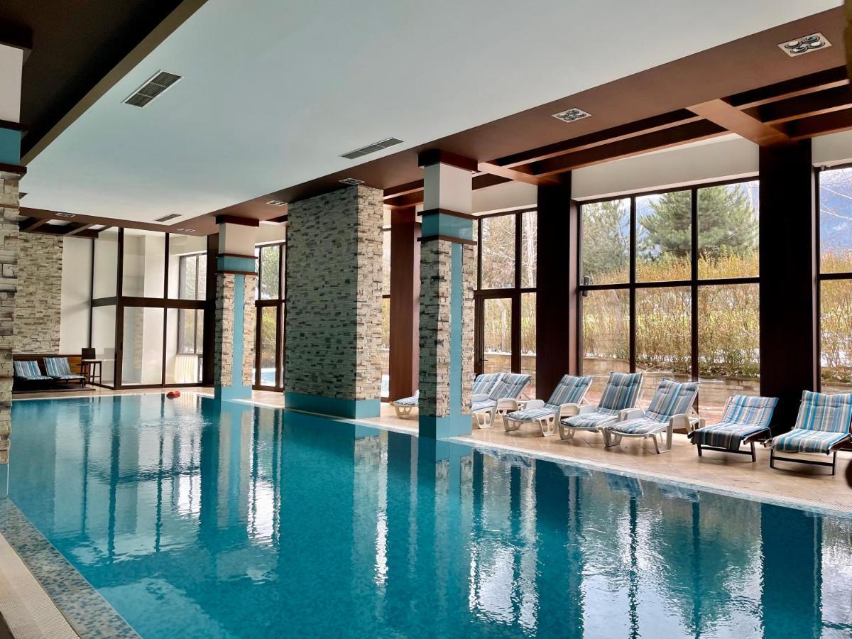 Ground Floor 2-Bedrooms, 2-Bathrooms Apartment Near Bansko In A Complex With Pools And Spa Included Разлог Экстерьер фото